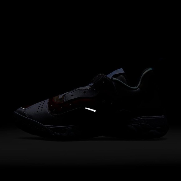 NEW IN BOX Jordan Delta 2 Men's Shoes Multiple Sizes - Picture 8 of 16